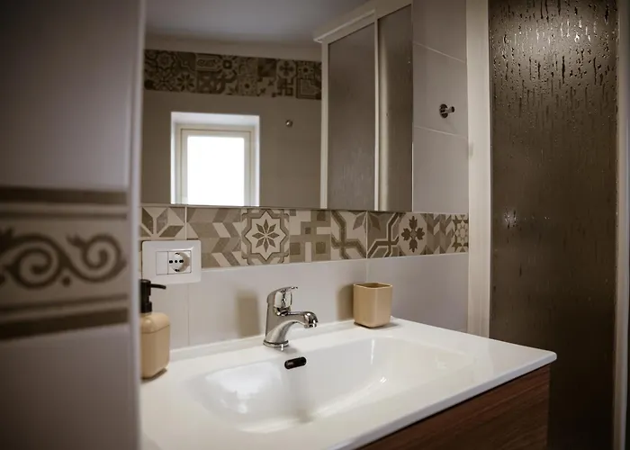 Cortilia House דירה